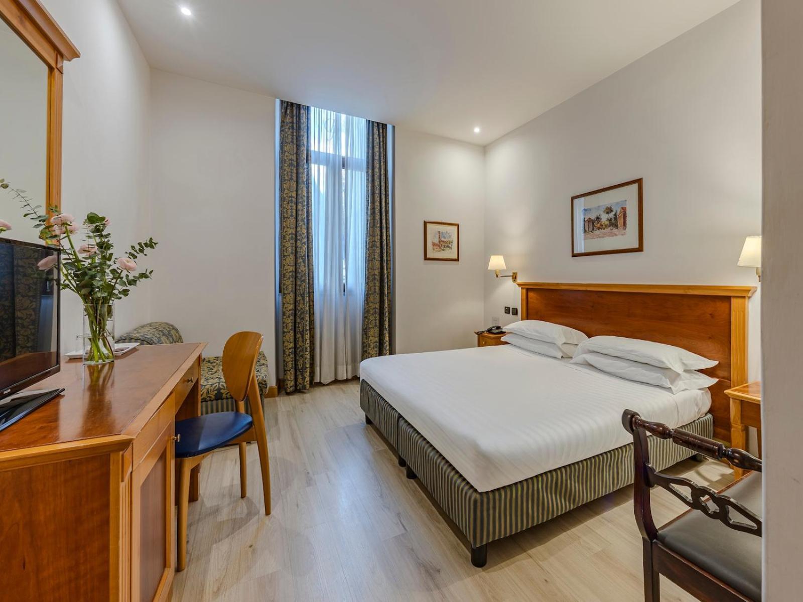 Hotel Diplomatic — Kuvat 2